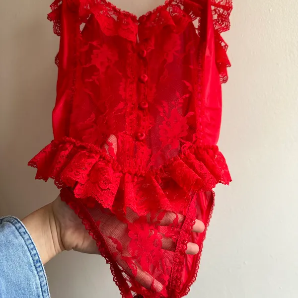 Vintage Lingerie - Image 2