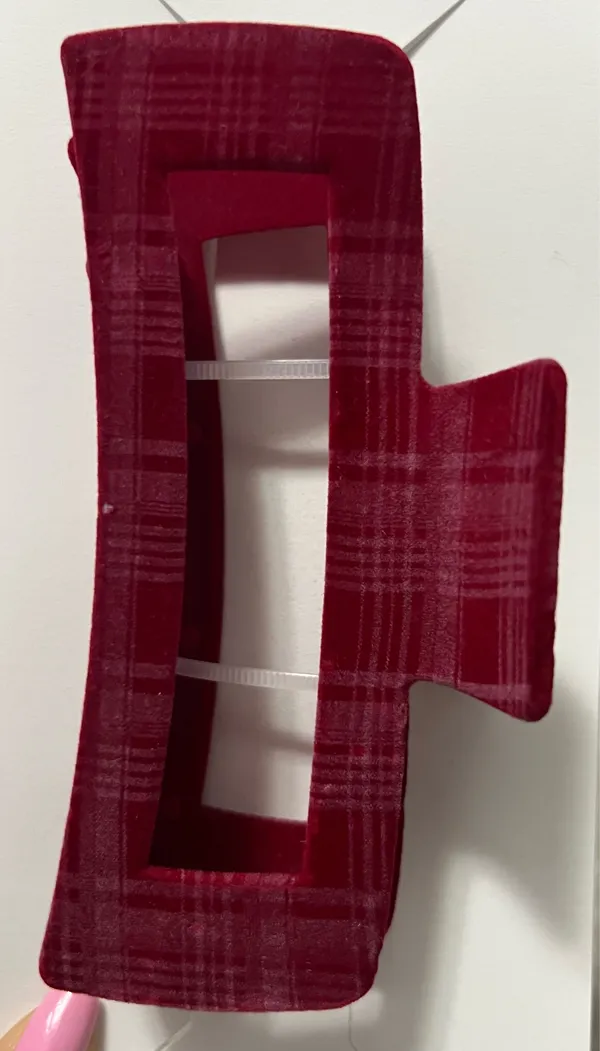 FULL TILT Oversized Plaid Velvet Claw Clip - Image 4