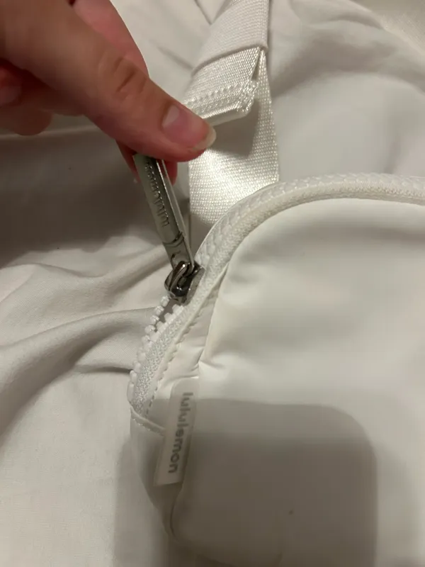 Lululemon Belt Bag stealth warrior - Image 6