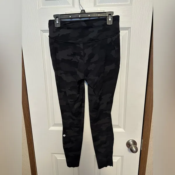 lululemon athletica High-Rise Charcoal Camo Leggings - Image 6