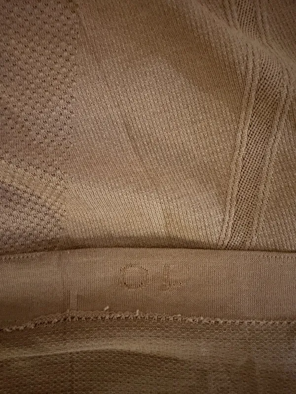 Lululemon swiftly tech long sleeve size 10 - Image 4