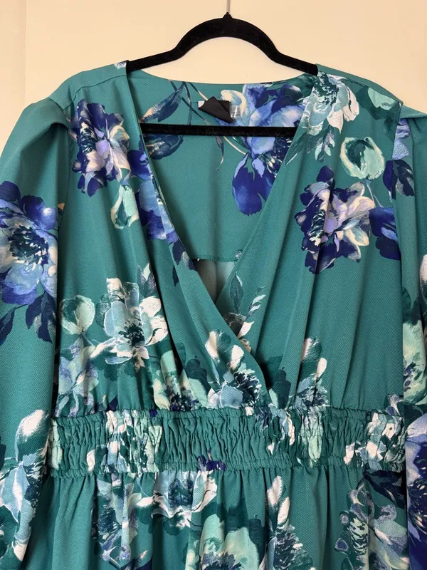 Maison Tara Teal Floral V-Neck Maxi Dress Size 20W - Image 3