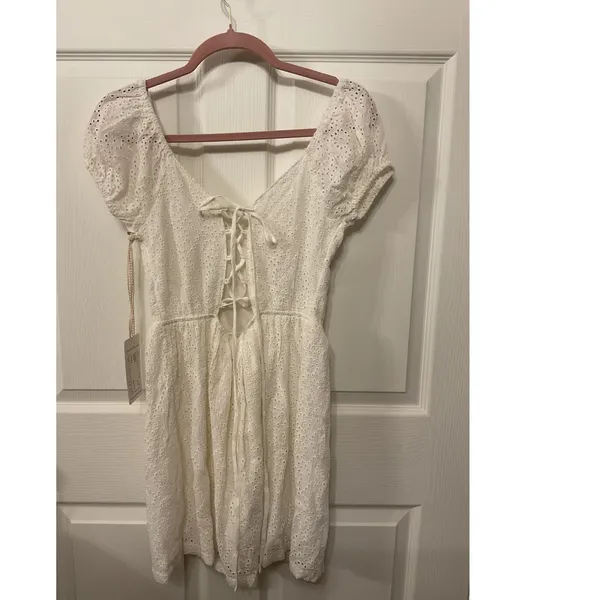 NWT Band of the Free White Eyelet Ariel Mini Dress Corset Lace Back, S - Image 4