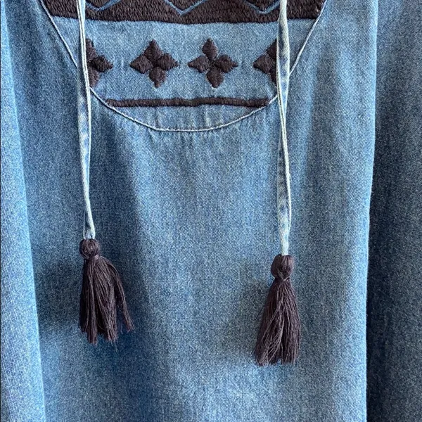 Anthropologie Ne Quittezpas Denim Chambray Embroidered Tassel Top, M - Image 6