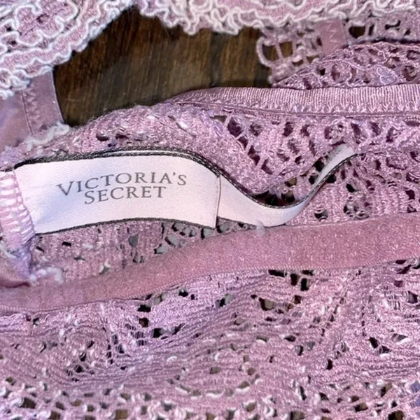 Victorias Secret purple lace bralette boho size medium - Image 4