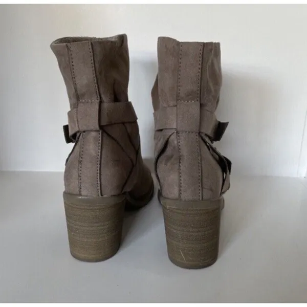 A New Day Target Boots Faux Fur Lined Heeled Booties Shoes Woman’s Size 6 Brown - Image 3