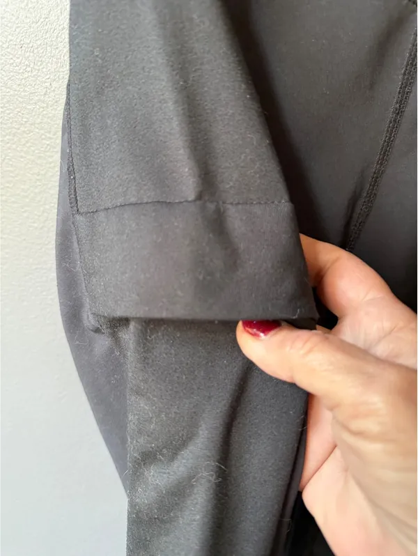 Kuhl Women's Black Leggings with Side Pocket Size M - Image 4