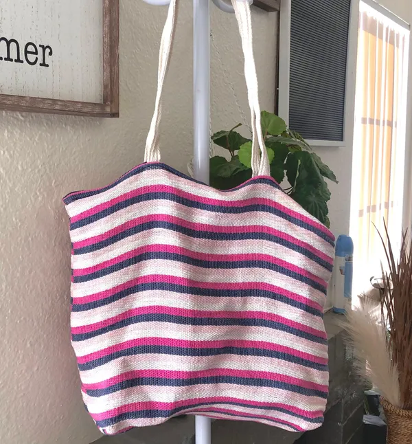Striped tote bag with white, pink and blue stripes beach bag fully lined. - Image 2
