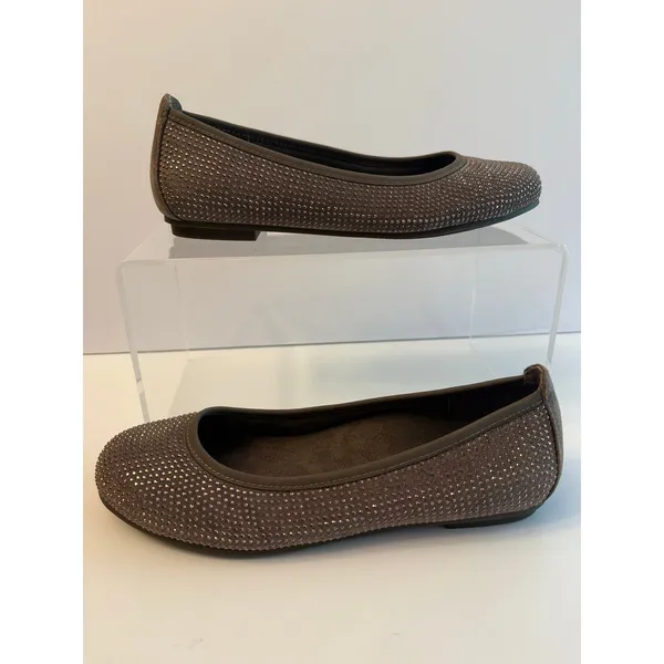Vionic Spark Willow Ballet Flats Women’s Size 6 Gray Taupe Studded Comfort NWOT - Image 3