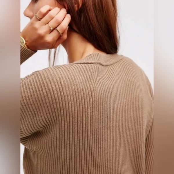 Free People Allure‎ Pull Over Deep V-Neck Ribbed Sweater Taupe Brown Size Small - Image 5