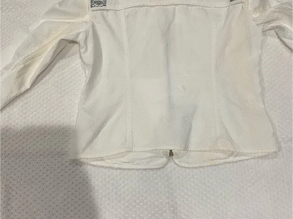 Zara White Textured Zip-Front Jacket with Patterned Trim - Image 8