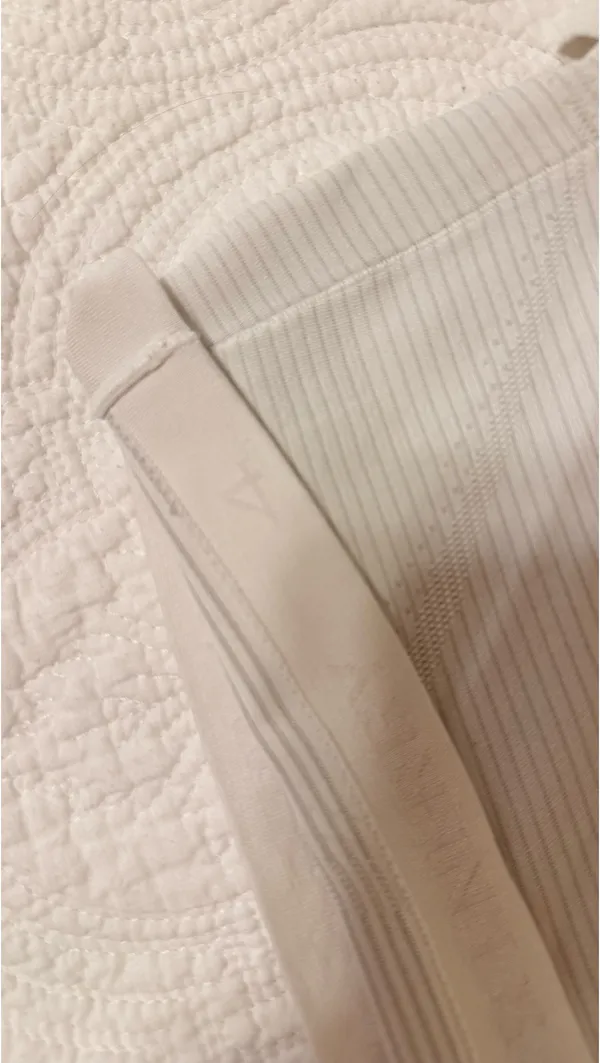white lululemon swiftly tech long sleeve cropped - Image 3