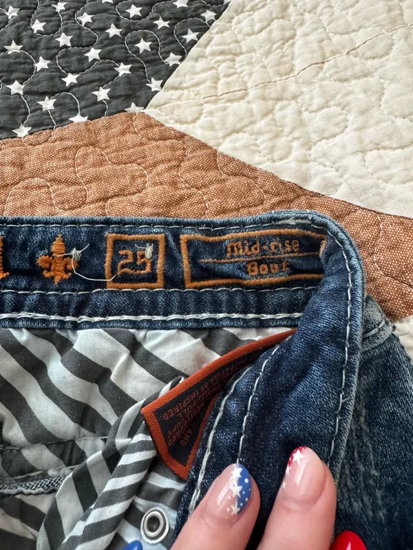 Rock Revival Jeans - Image 4