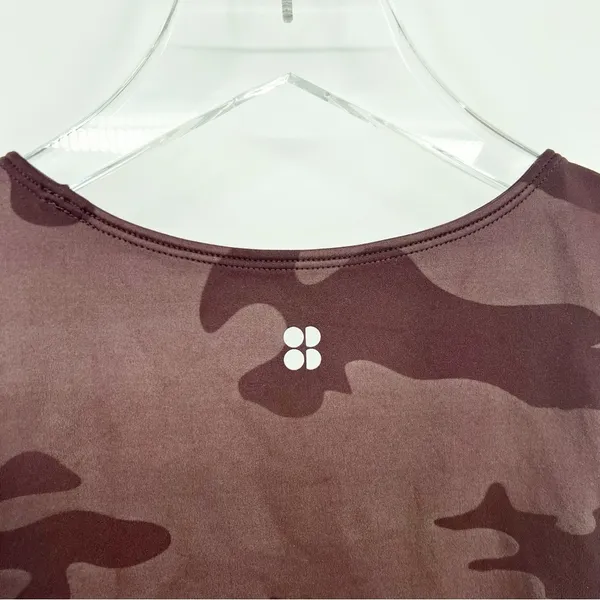 Sweaty Betty Kenna Camo Crop‎ Top Women's Size XS Athleisure - Image 5