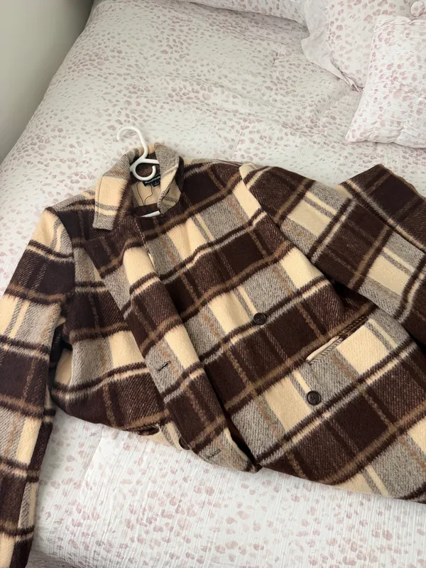 Pretty Little Thing jacket - Image 3