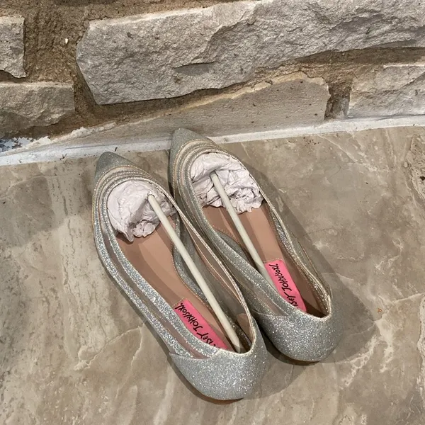 Betsey Johnson Silver Glitter Clear Mesh Panel Ballet Flats Shoes 5.5 - Image 4
