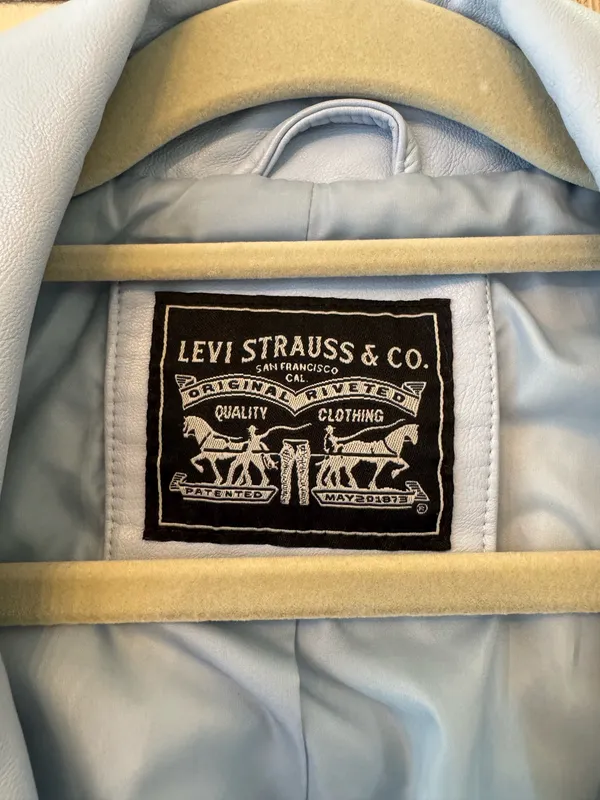 Levi's light blue leather jacket - Image 4