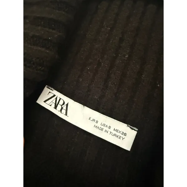 Zara Womens Ribbed Knit Ultra Cropped Turtleneck Sweater Black Small - Image 3