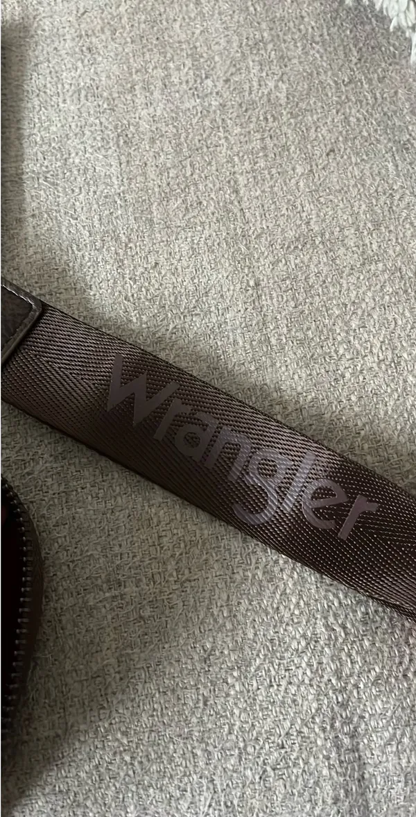 Wrangler Wristlet - Image 5