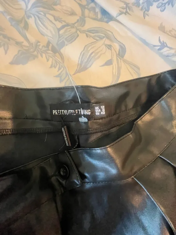 Pretty little thing leather shorts - Image 3