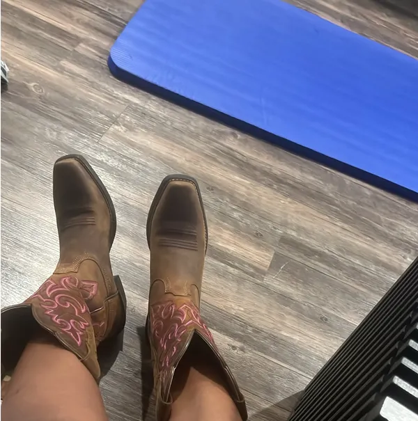 Ariat women’s boots. Brand new just I never got to wear them. I’m a size 6 and they fit perfectly. - Image 2