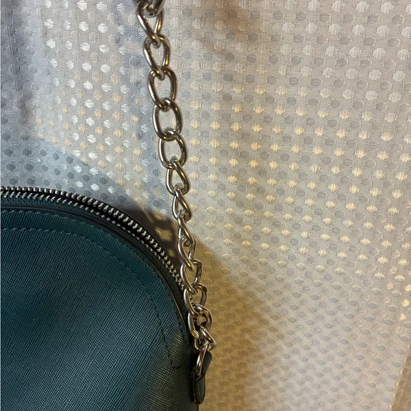 Michael Kors Steve Madden purse - Image 4