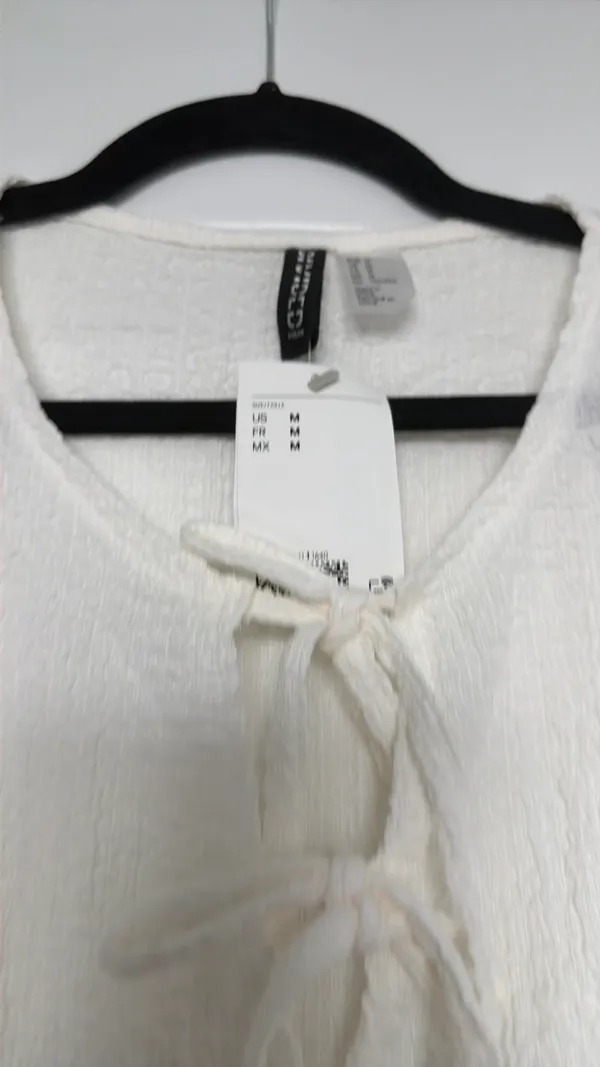 H&M long sleeve white top - Image 2