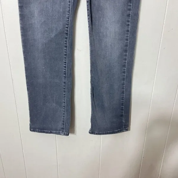 Levi’s Women’s Classic Straight Leg Gray Jeans Size 27 Casual Stretch Denim - Image 10