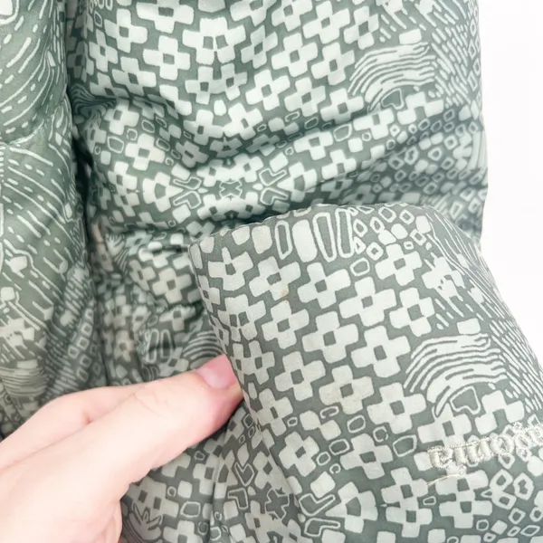 Patagonia Womens Geoharmony Outdoor Insulated Quilted Puffer Jacket Size S Green - Image 4
