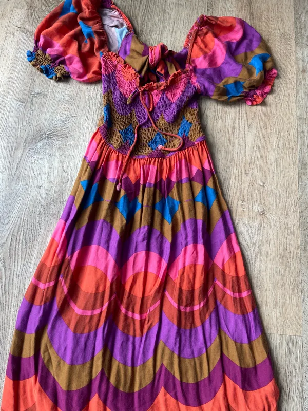 Olivaceous Retro Puff Sleeve Tie Front Smocked Midi Dress Multicolor Size M - Image 2