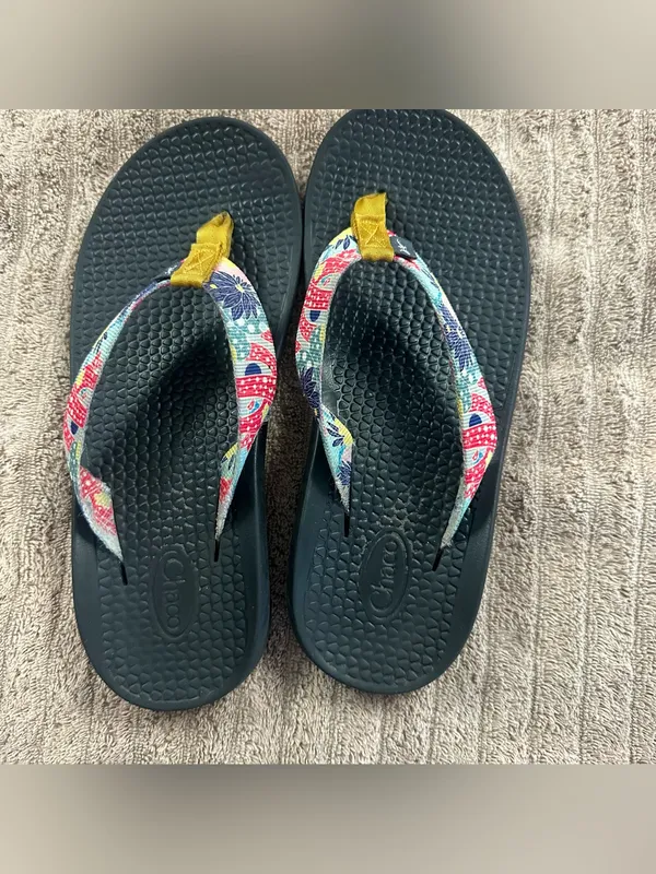 Chaco Women's Black Flip Flops with Floral Straps and Mustard Toe Post SZ:9 - Image 2