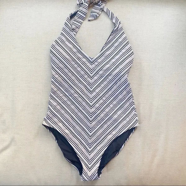 𝅺NWT PILYQ PQ Harbour Stripe Avery One Piece Swimsuit S - Image 4