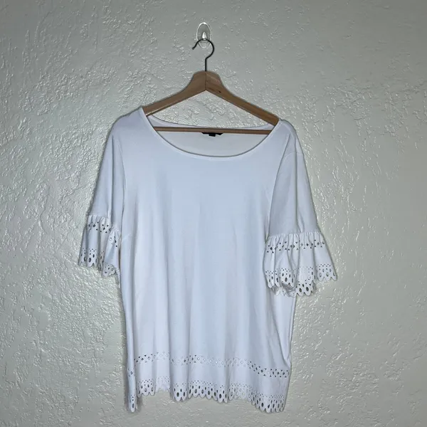Banana Republic Top‎ XL White Scalloped Laser Cut Crepe Minimalist Chic Women's - Image 2