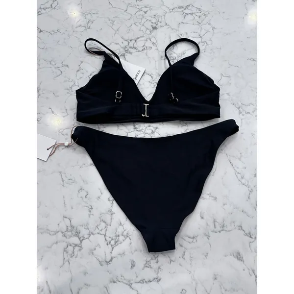 NWT Quince Black Italian V Neck Bikini Top & Low Rise Bottom Set Size Small - Image 2