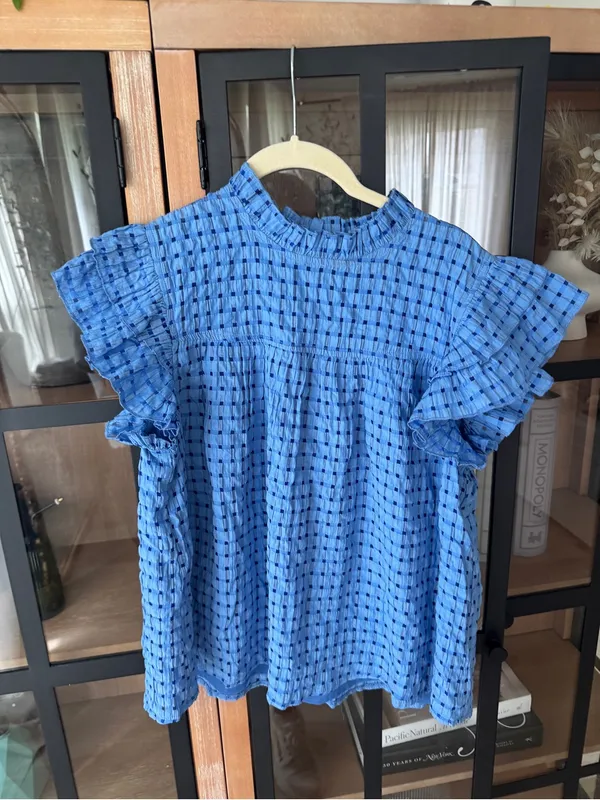 Pinch textured blouse ruffle mock neck short sleeve lucille woven top - Image 6