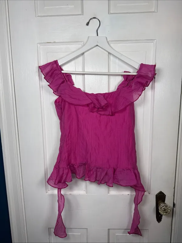 Peppermayo Exclusive Dylan Off Shoulder Ruffle Top Fuchsia New with Tags W2509 - Image 11