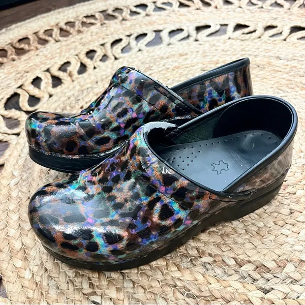 Dansko Big Cat Multi Professional Clogs 37 patent cheetah rainbow - Image 3