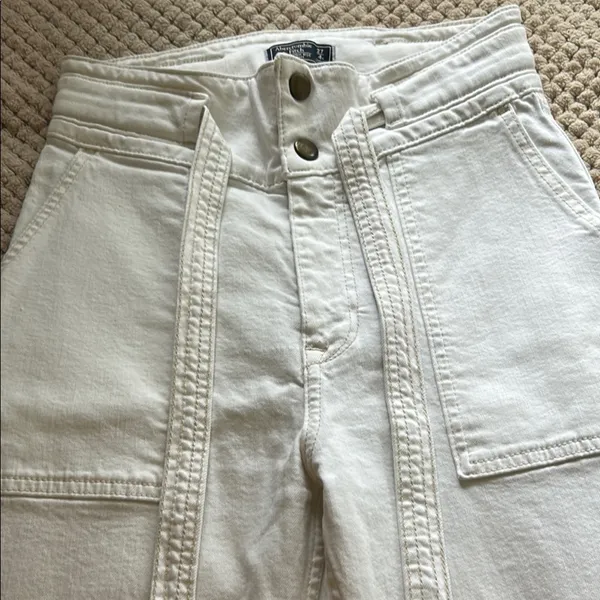 Abercrombie & Fitch Cream Ultra-High Rise Jeans - Image 4