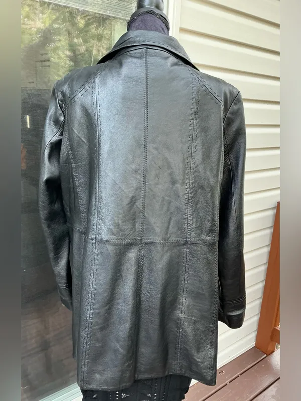 Elegant genuine Leather Button-Front Women's Jacket🍃🍂🍁 - Image 6