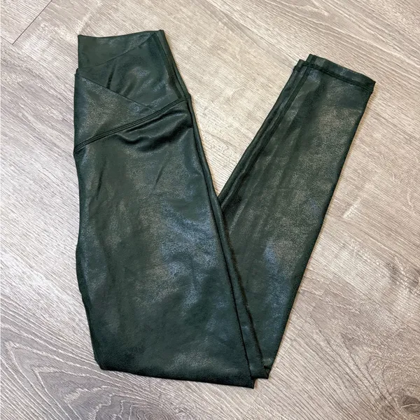 •OFFLINE BY AERIE• CROSSOVER LEGGINGS - Image 2