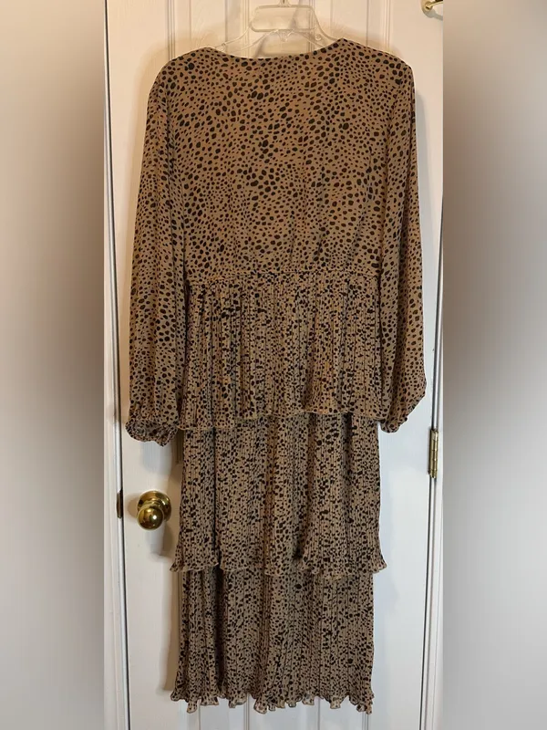 Fab'rik Tan & Black Leopard Printed Tiered V-Neck Maxi Dress - Image 7