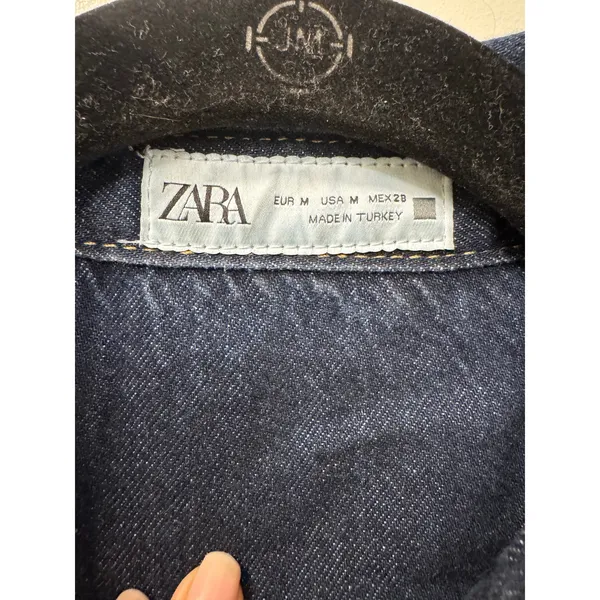 Zara Trucker Jacket Women's Medium Blue Cotton Denim Button Front Cropped Boxy - Image 3