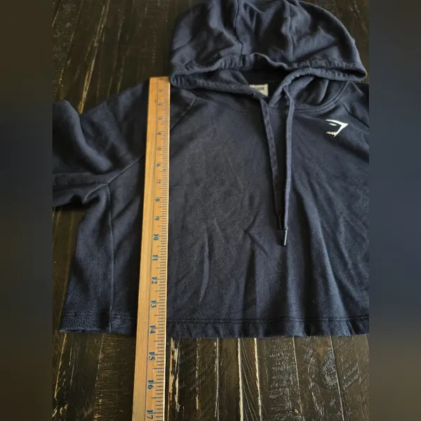 Gymshark Hoodie Women M Cropped Hooded Sweatshirt Pullover Athleisure - Image 5