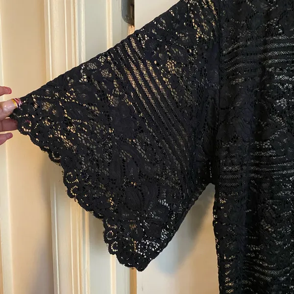 Black short sleeve Lace Cover up Size M - Image 2