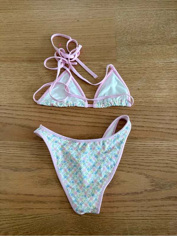 Frankie's Bikinis Pastel Floral Bikini Top with Pink Trim - Image 4
