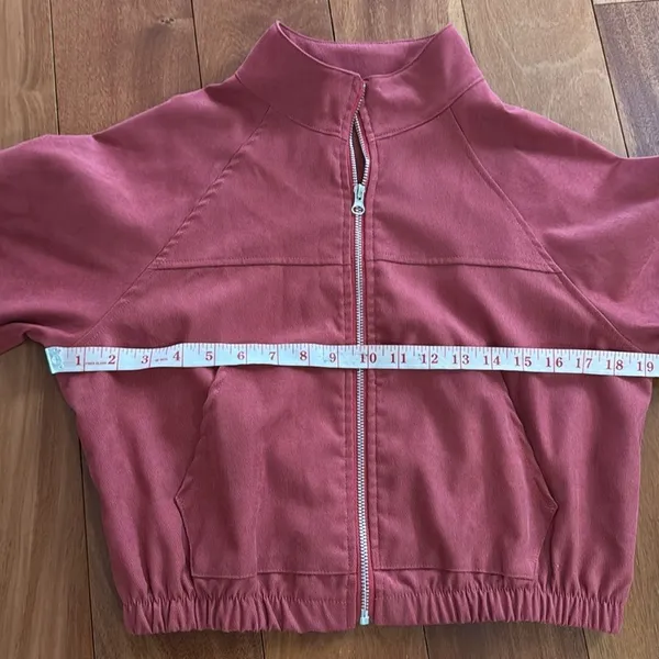 ROMWE Raspberry‎ Cropped Bomber Zip Up Jacker Size S - Image 4