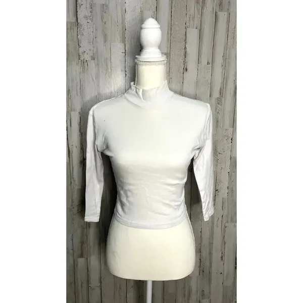 Brandy Melville Women's White Mock Neck 3/4 Sleeve Ribbed Crop Top‎ One Size - Image 2