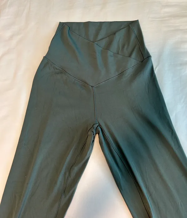 Cross Over Yoga Pants Army Green - Image 3