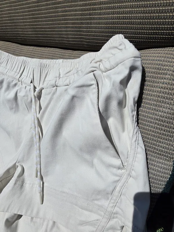 Avalanche Outdoor Supply Co Shorts Small Performance Beige - Image 2