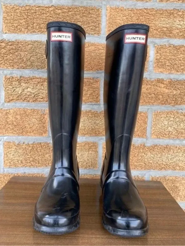 Hunter original tall boots size 6 - Image 2